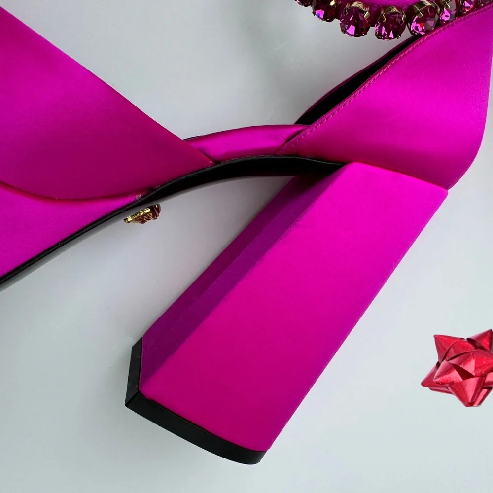 VERSACE PLATFORMS HEELS - Picture 17 of 17